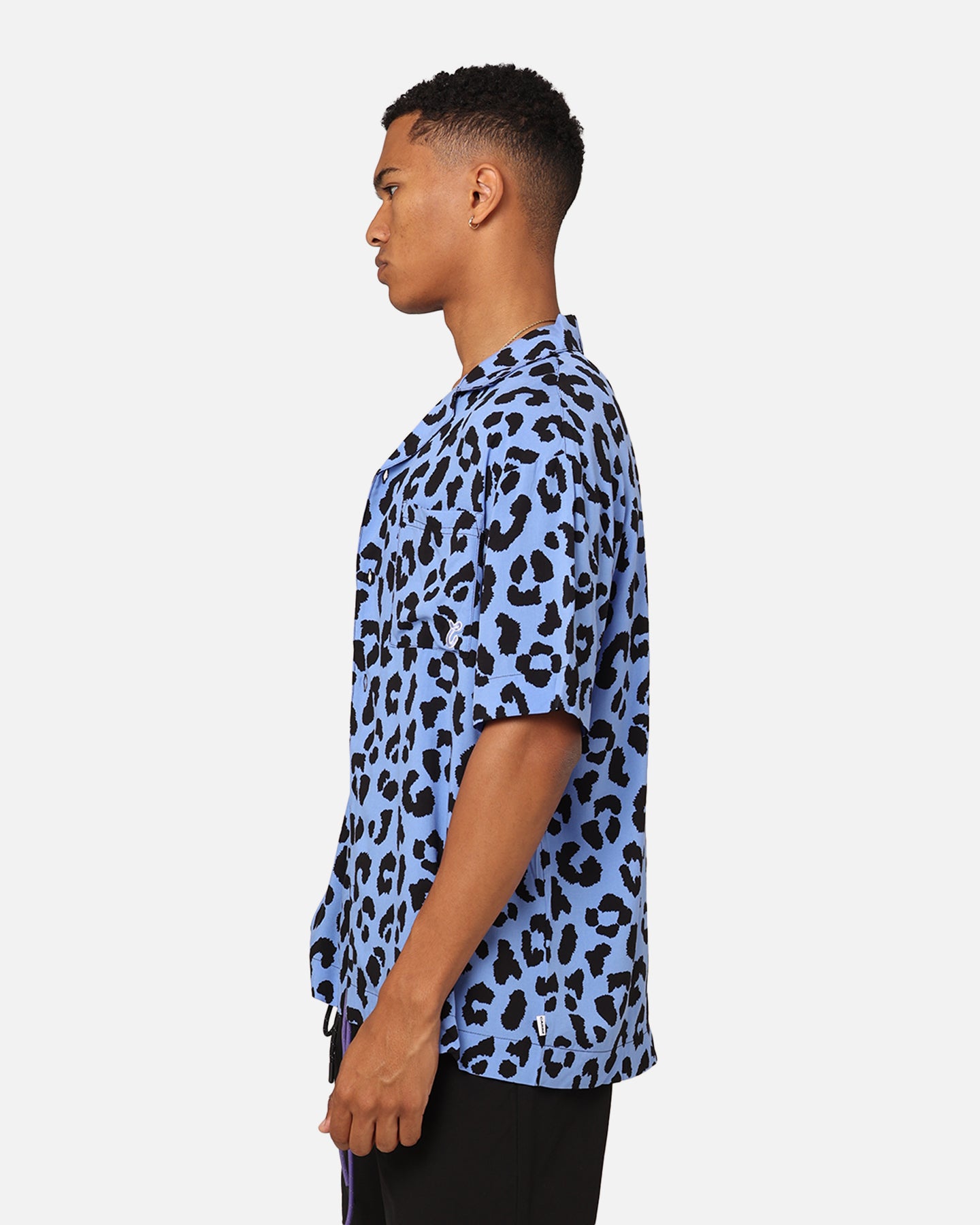Eye-Catching Purple/Black Carre Leo Short Sleeve Button Up Shirt