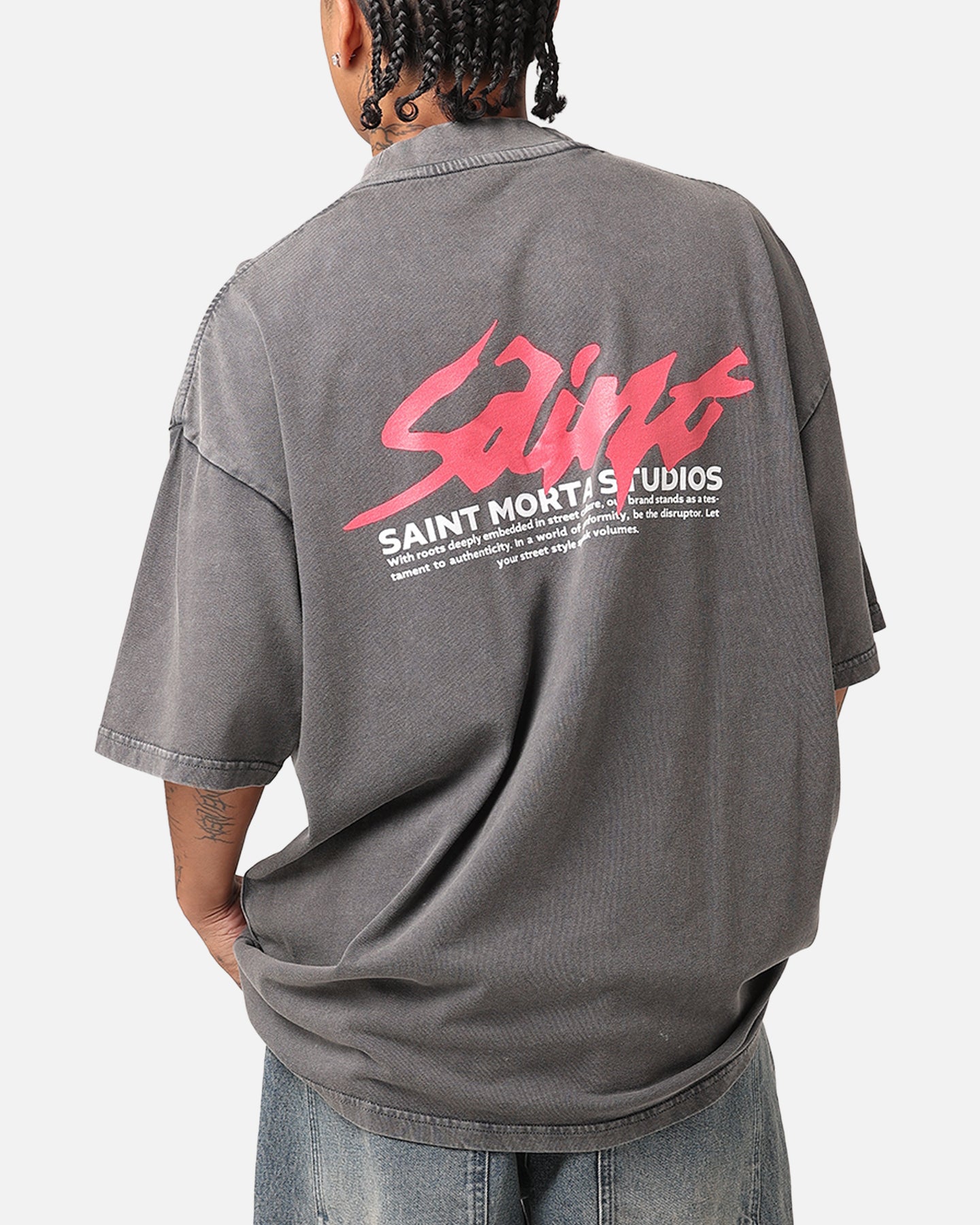 Elevate Your Style with Saint Morta Artistry T-Shirt in Washed Charcoal