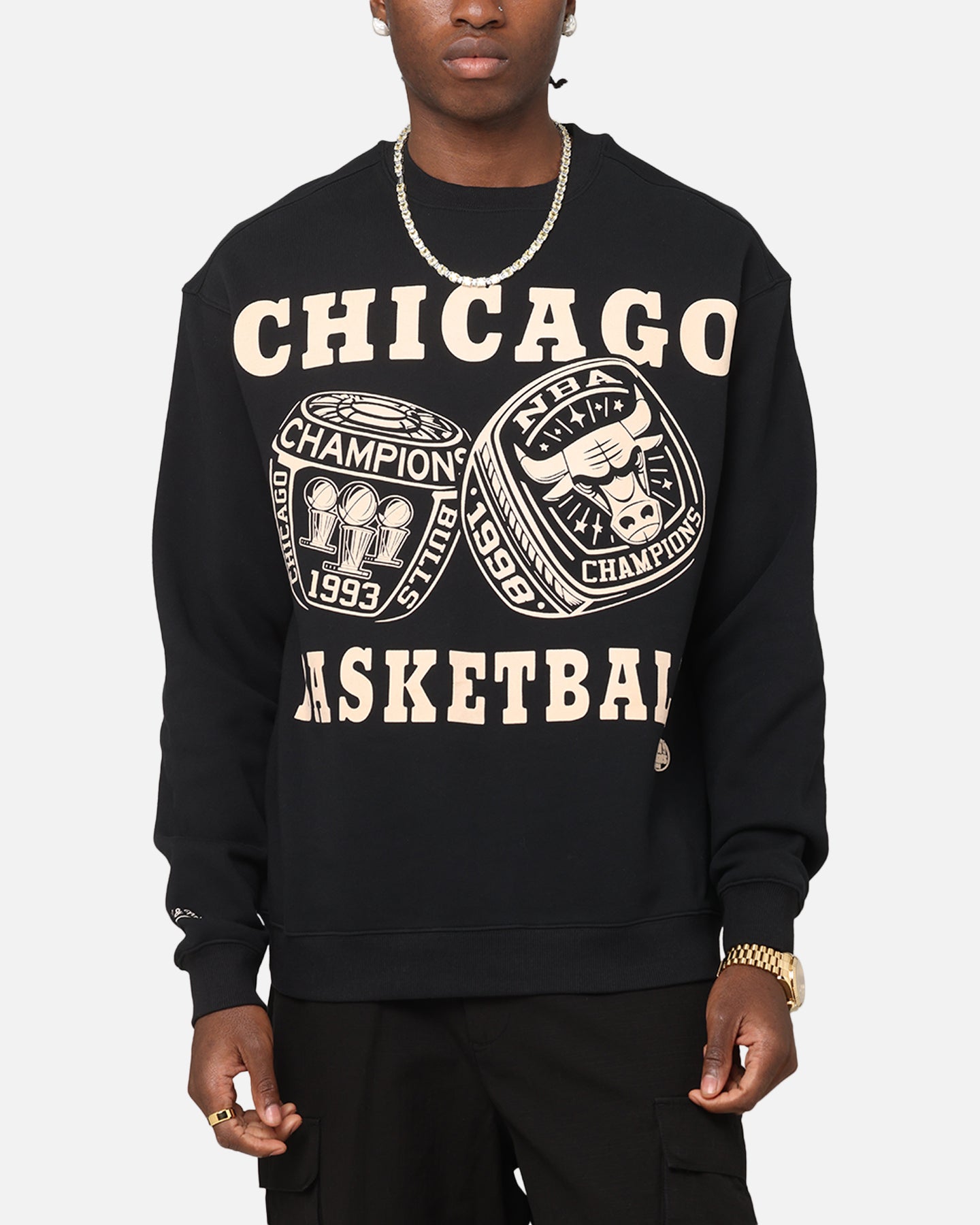 Mitchell & Ness Chicago Bulls Rings Crewneck - The Ultimate Fan Favorite